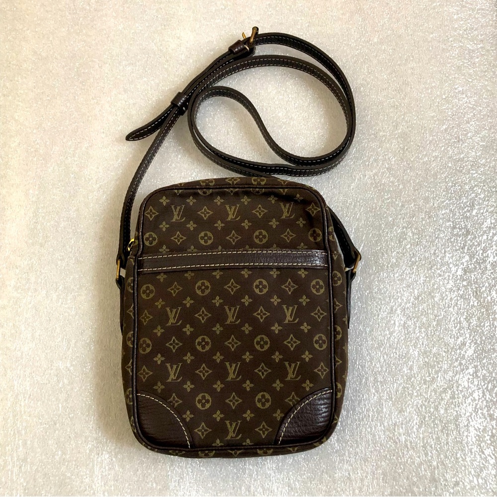 Authentic Louis Vuitton Monogram Minilin Danube